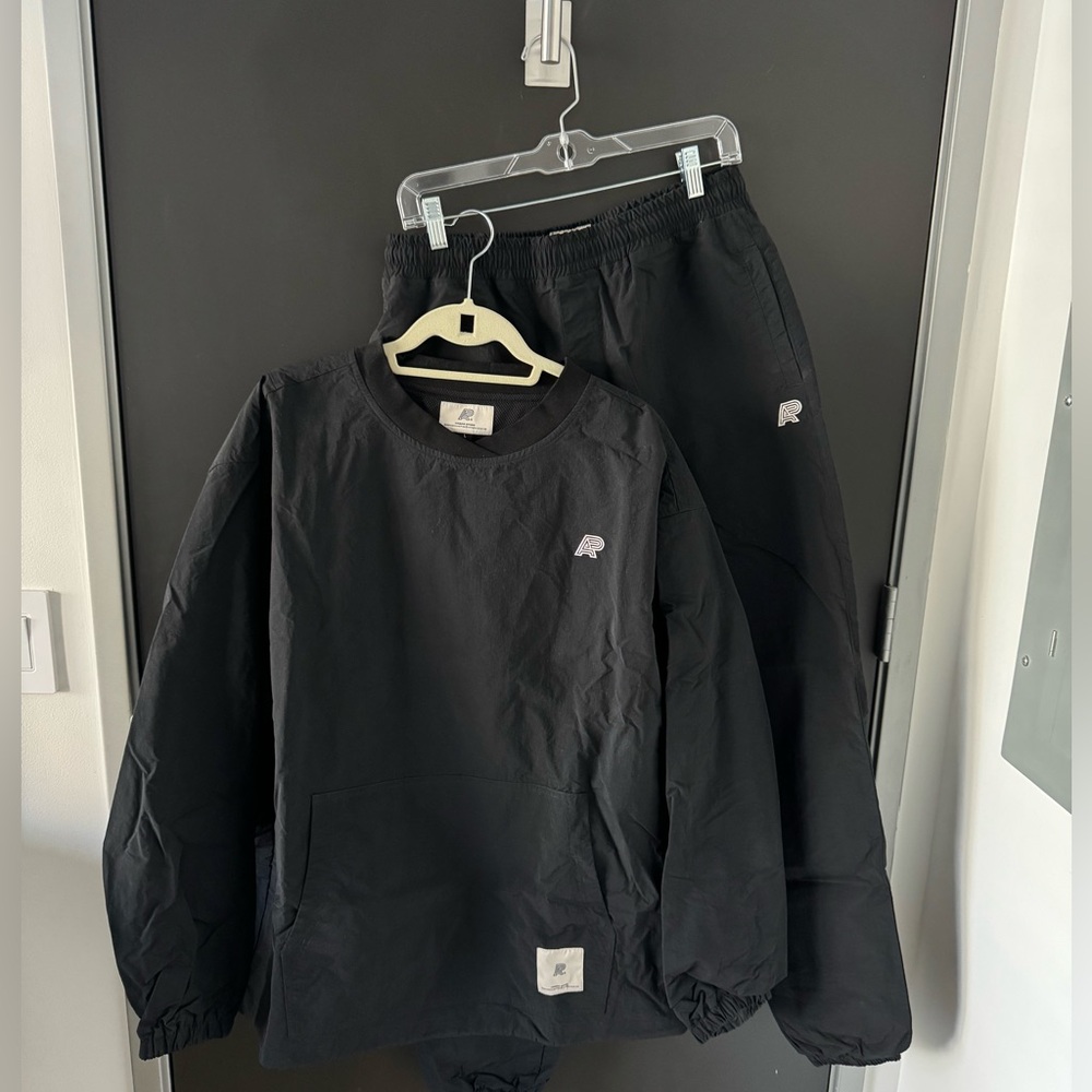 Albino & Preto RS SMOCK Sweat Suit